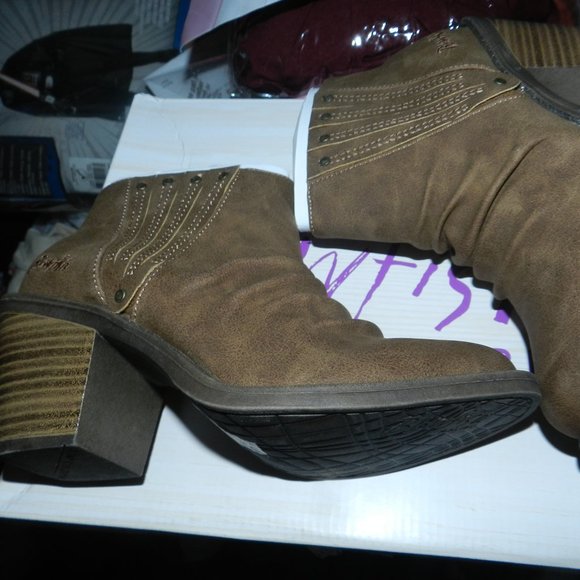 Blowfish Liva Bootie  Brown Ruched Vegan Leather Ankle Booties Shoes NWT - Picture 13 of 16